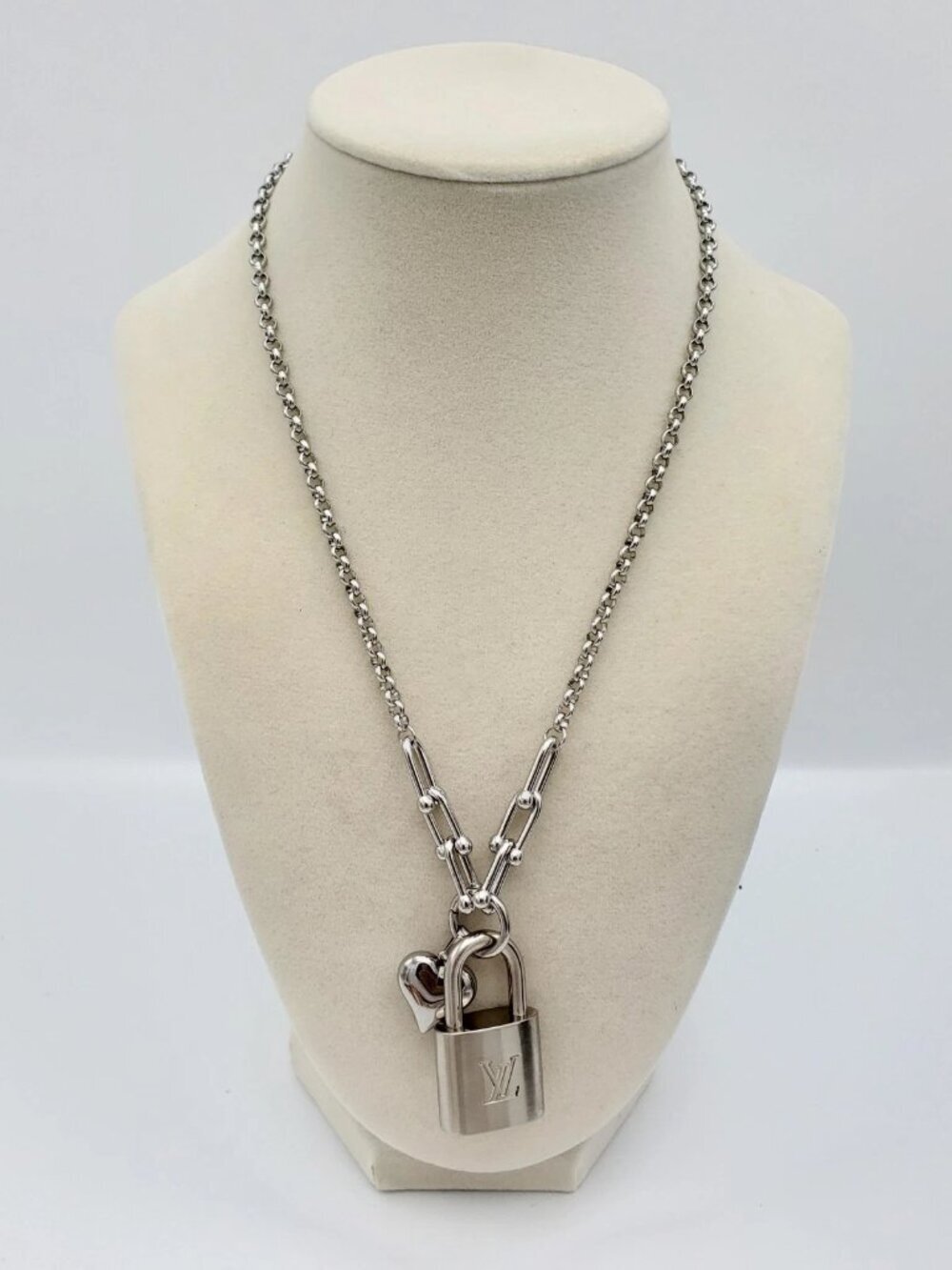 Authentic Louis Vuitton Vintage Silver Padlock Necklace✦Unbranded Silver Plated - Picture 7 of 13